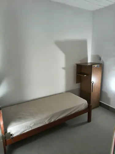 Aluguel de quarto para empresa e pessoa física.