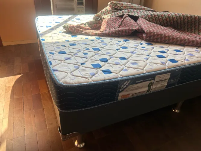 Cama Box para retirar logo