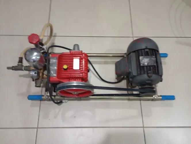 Bomba d'água de alta pressão com motor Weg 2cv