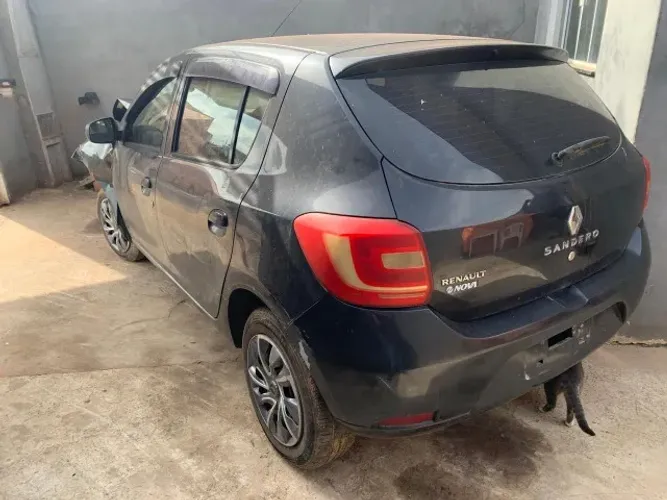 SUCATA Renault Sandero 1.0 16v 2016 para retirada de peças