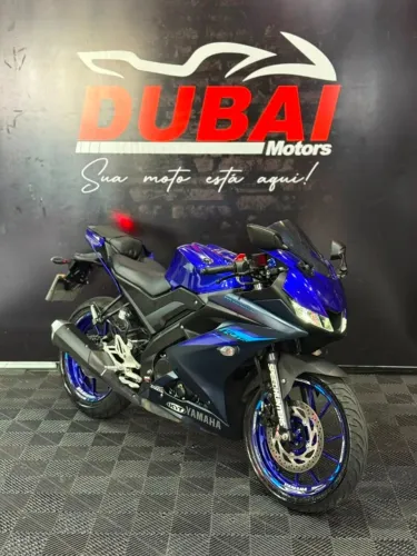 YAMAHA R15 2025 