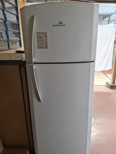 Geladeira 127v 440 litros