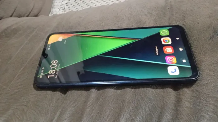 Vendo ou troco celular 