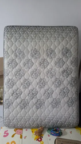 Colchão de Casal Probel Village D28 com Molas Ensacadas e Pillow Euro