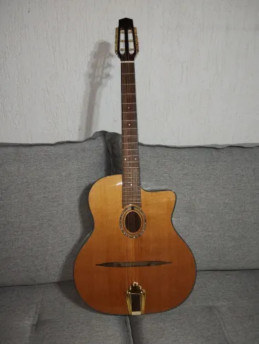 Violão Aiersi Gypsy Jazz Manouche todo sólido 