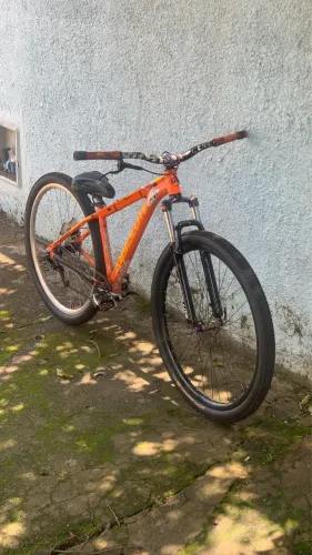 Bicicleta aro 29 montadinha