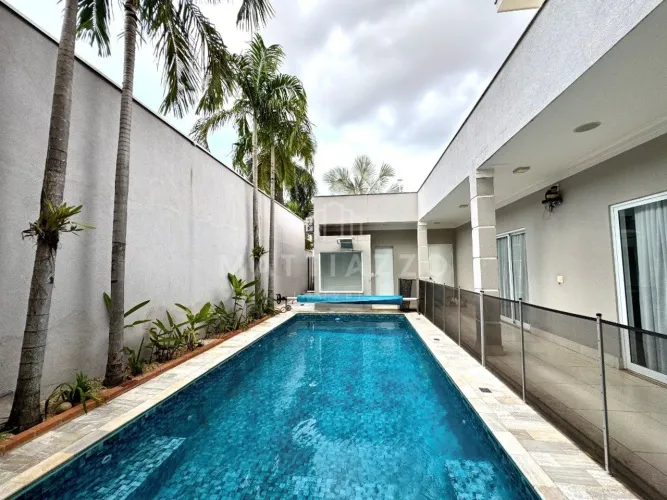 Casa à venda com 3 dormitórios no Residencial Flora, em Limeira/SP.