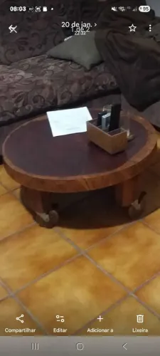 VENDO MESA DE CENTRO BAIXA MADEIRA MACIÇA