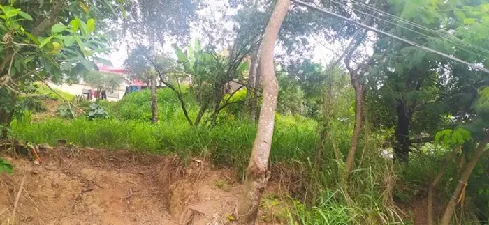 lote com 125 m2 em são pedro- santana de parnaíba- facilito e aceito carro novo