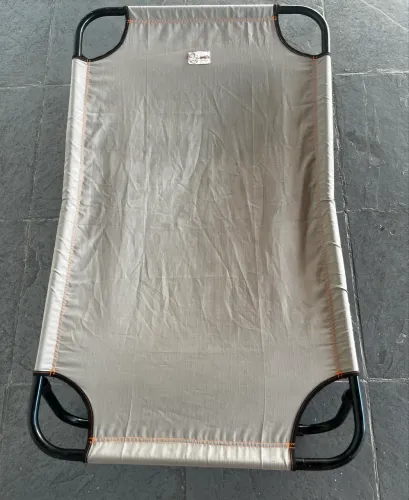 Cama para Cachorro Suspensa Tamanho G - Brandina