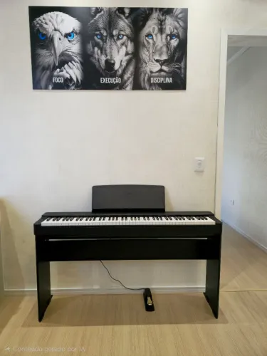 Piano Yamaha P225 ACEITO TROCA