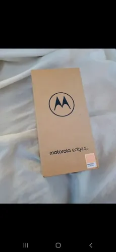 VENDA URGENTE - MOTOROLA EDGE 40 NEO - 256GB 10GB DE RAM - NOVO COM NOTA FISCAL E GARANTIA