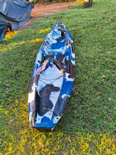 CAIAQUE K-1 PRÓ COM VÁRIAS CORES, EXCELENTE ESTADO