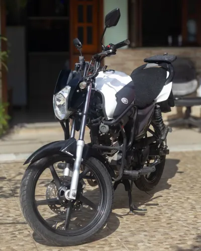 Yamaha Factor 150 ED 2020 Branca c/ Baú