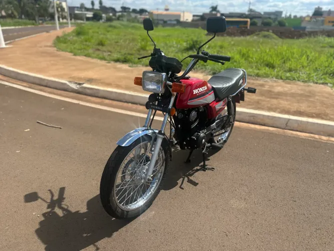 Honda ML 125cc Restaurada