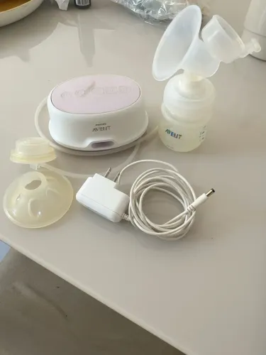 Bomba elétrica de tirar leite Philips Avent SCF332 - R$ 180
