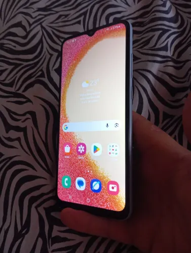 Galaxy A04e sem marcas de uso 