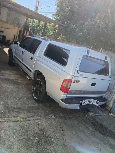Chevrolet S10 Pick-up Exec. 2.8 4X4 CD TB Int.dies 2003