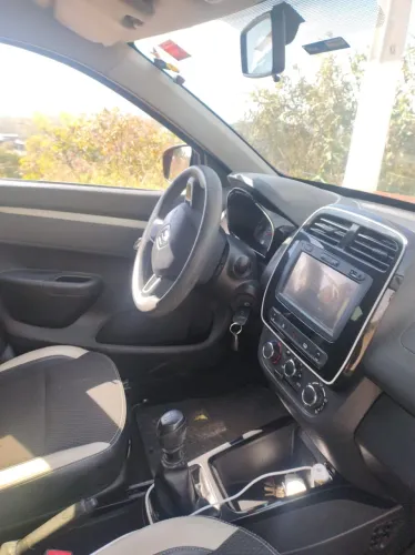 Renault Kwid Intense 1.0 Flex 12V 5P Mec. 2018