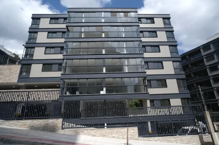 Imperdível: Apartamento de 3 quartos e 3 suítes em Santa Lúcia, Vitória-ES! 163,75m². Venh