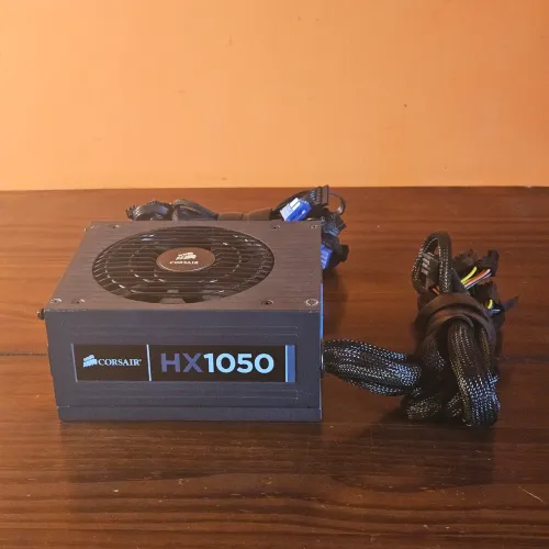Fonte Corsair 1050W