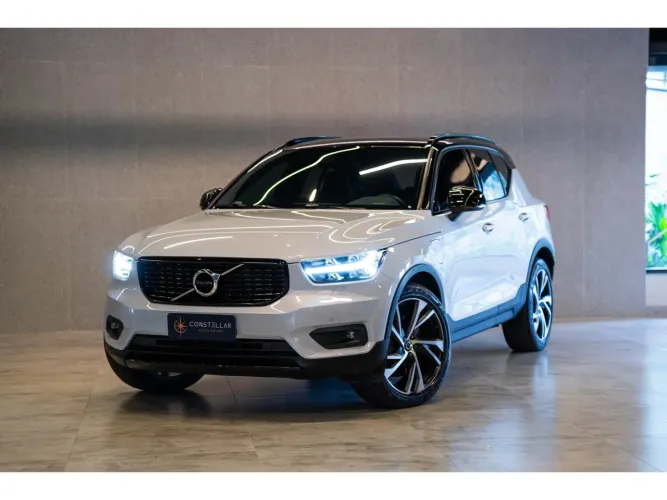 Volvo XC40 XC 40 T-5 Híbrido R-design 1.5 262cv FWD 2021