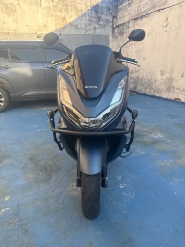 Pcx Dlx 2023