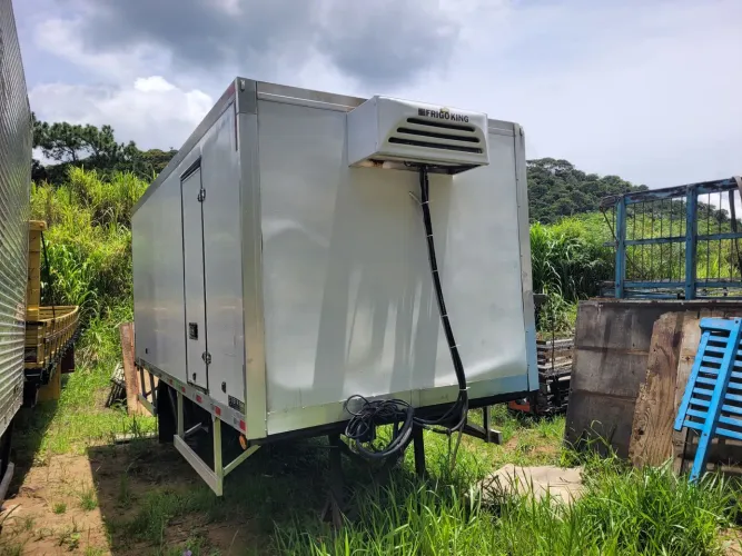 Baú Frigorífico 5,20 mts Refrisan 