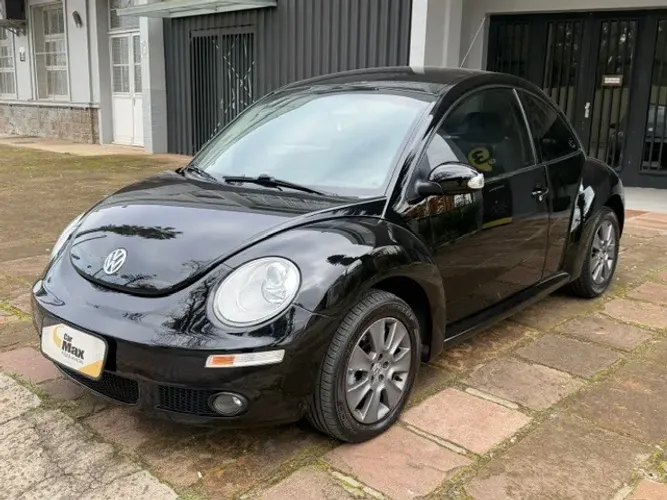 Volkswagen New Beetle 2.0 MI Mec./aut. 2010