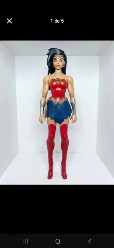 Boneca Mulher Maravilha