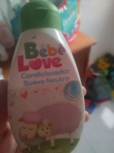 Sabonete líquido é condicionador de bebê