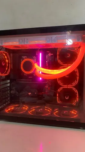 PC GAMER - Ryzen 9 7900