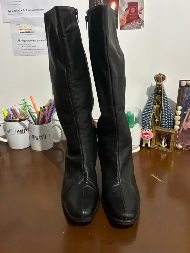Bota de couro