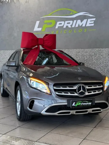 Mercedes-Benz GLA 200 Adv. 1.6/1.6 TB 16V Flex Aut. 2018