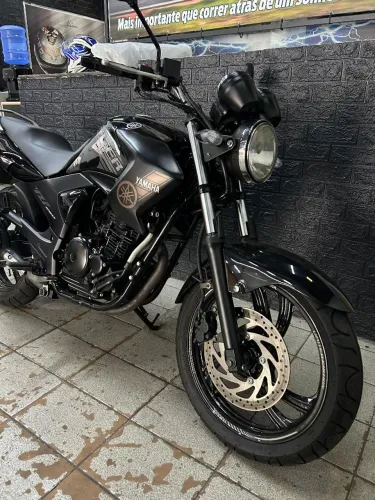 Fazer 250 personalizada