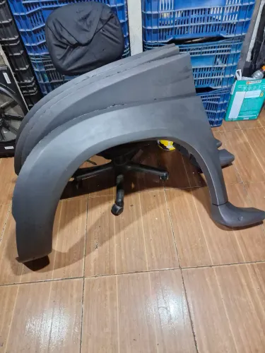 MOLDURA DO PARALAMA DOBLO ADV 10 A 20