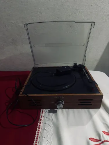 VITROLA(TOCA VINIL) POR 500