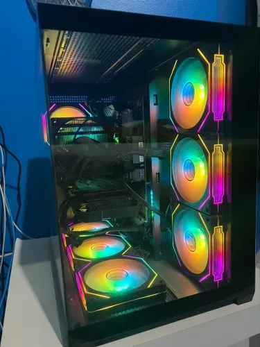 Ryzen 5700X + RX7600 | 1 ano de uso