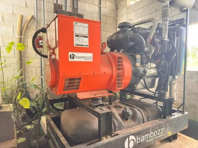 Gerador BAMBOZZI 75/80 kVA (75kVA/80kVA) 2018