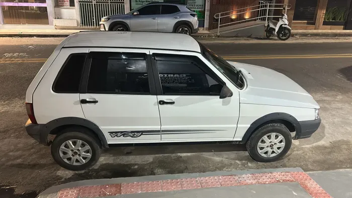 Fiat Uno Mille WAY Economy 1.0 F.flex 4P 2012