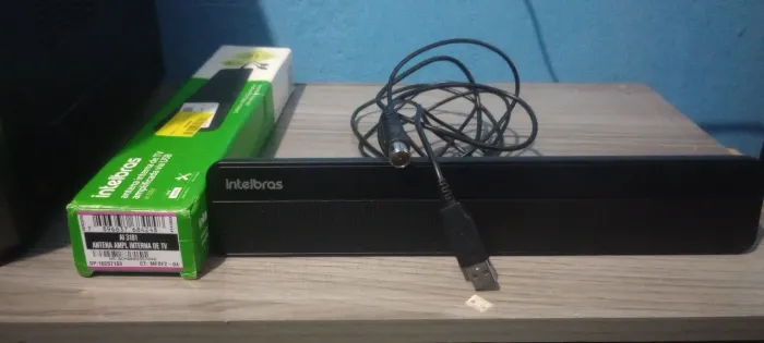Antena interna amplificada intelbras