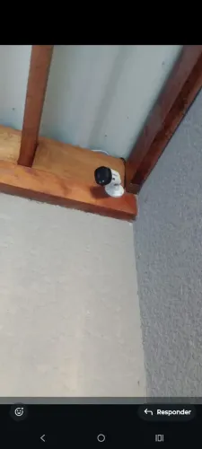 Instalação de câmeras de segurança