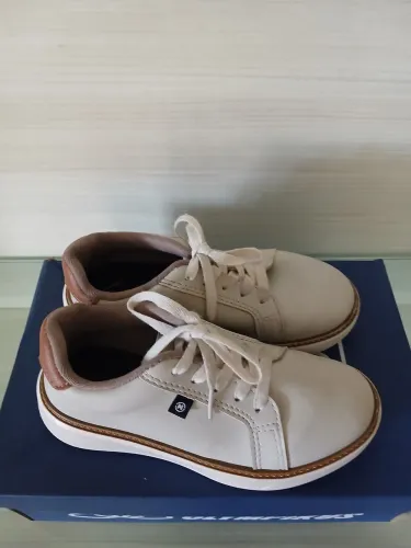 Sapato Criança  tamanho 30