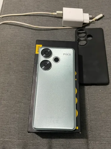 Poco F6 256gb / 8gb de RAM