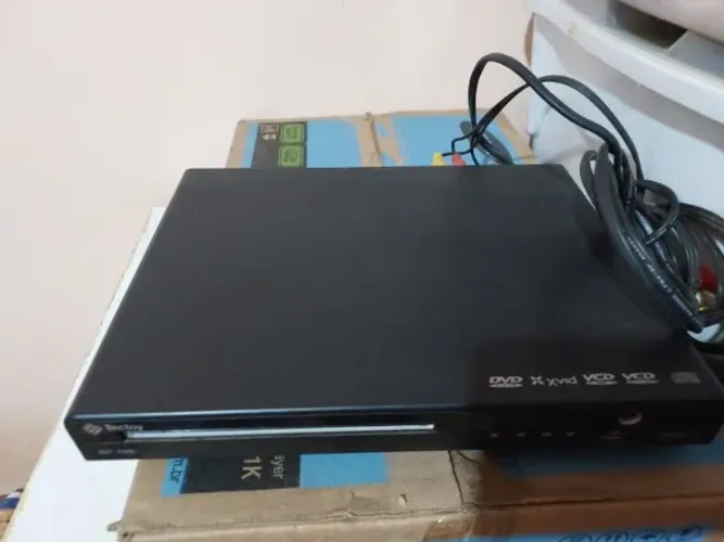Vendo Dvd na caixa
