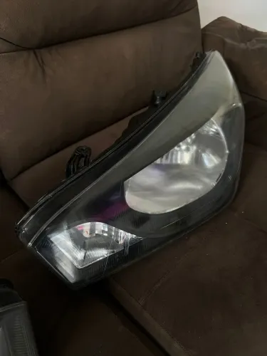 PAR DE FAROL HYUNDAI HB20