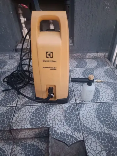 Lavadora pressão Eletrolux