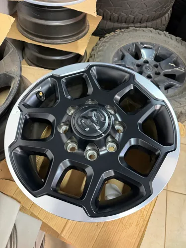 Rodas RAM 2500 modelo 2026