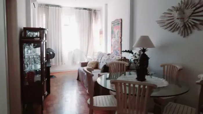 Apartamento semi-luxo à venda em Copacabana, metrô Cantagalo
