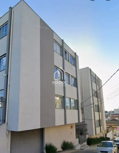 Apartamento no Edifício São Carlos com 2 Quartos e 70m²! Centro de Ponta Grossa